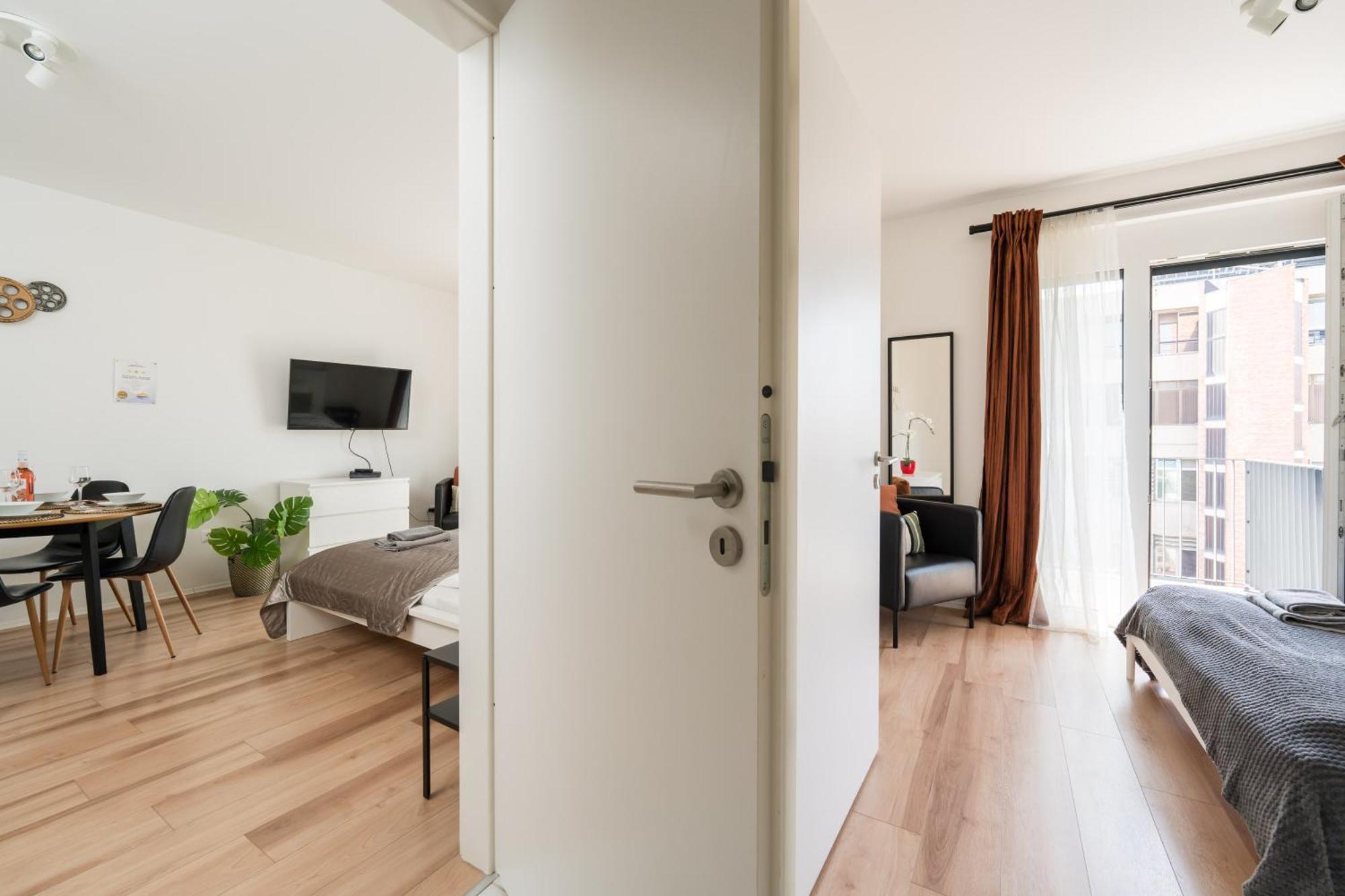 Brand New Modern Apartment-2 Rooms-Balcony-Garage Budapest Exterior foto
