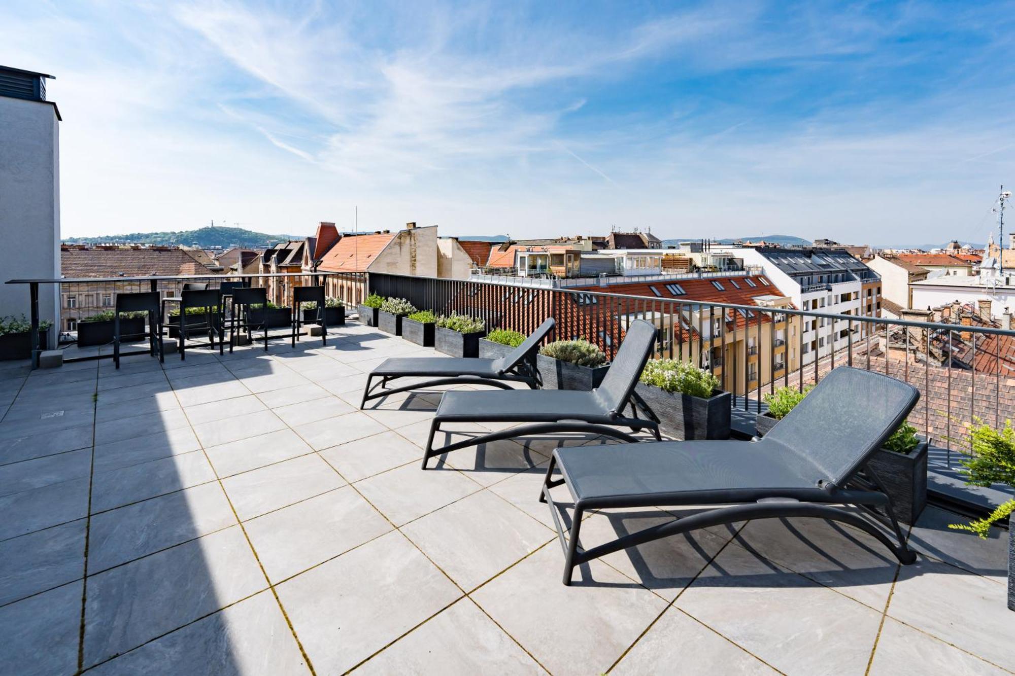 Brand New Modern Apartment-2 Rooms-Balcony-Garage Budapest Exterior foto